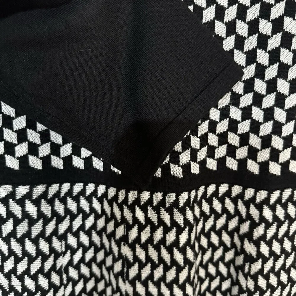 Neiman Marcus Womens Sweater Dress XL (16-18) Black White Geometric‎ Long Sleeve